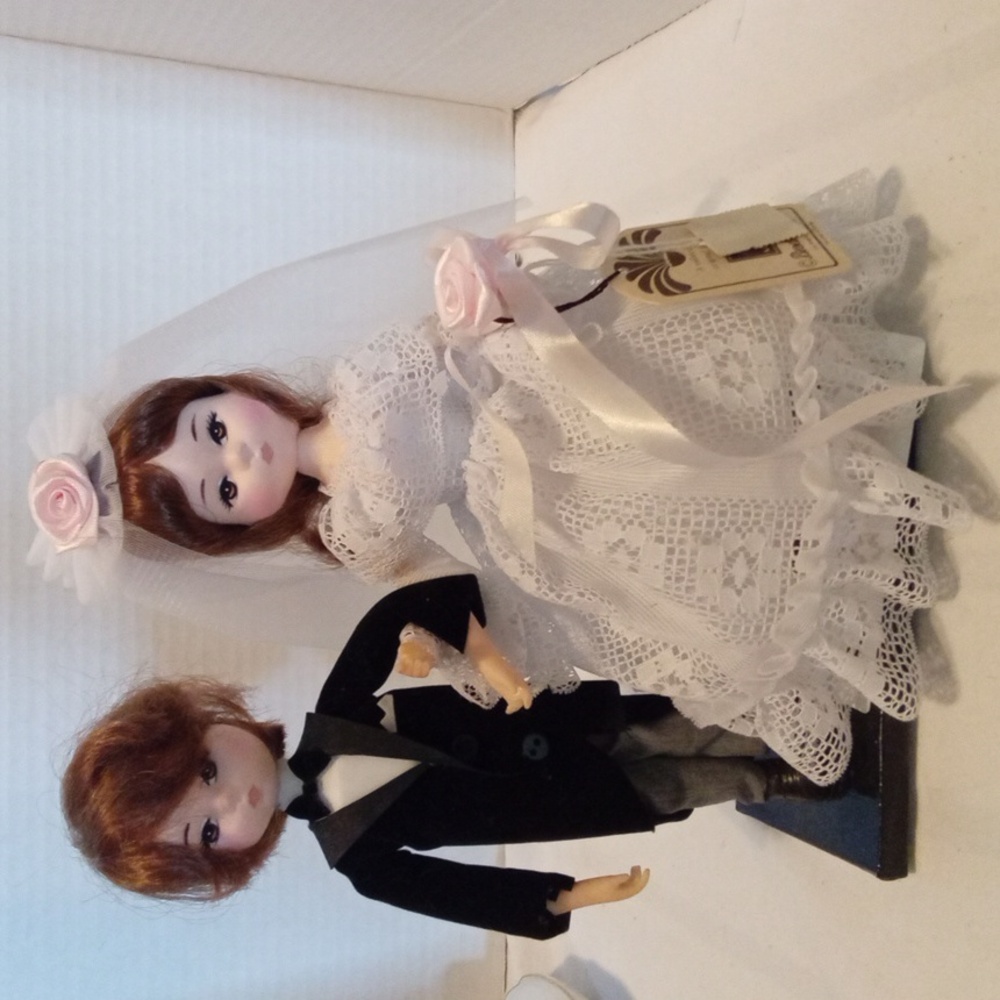 Bradley Dolls Wedding Couple